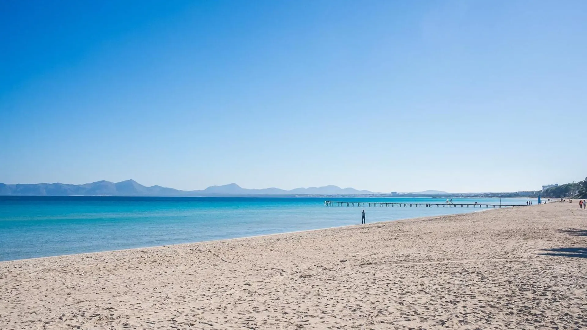 Apartment In Alcudia Near The Beach